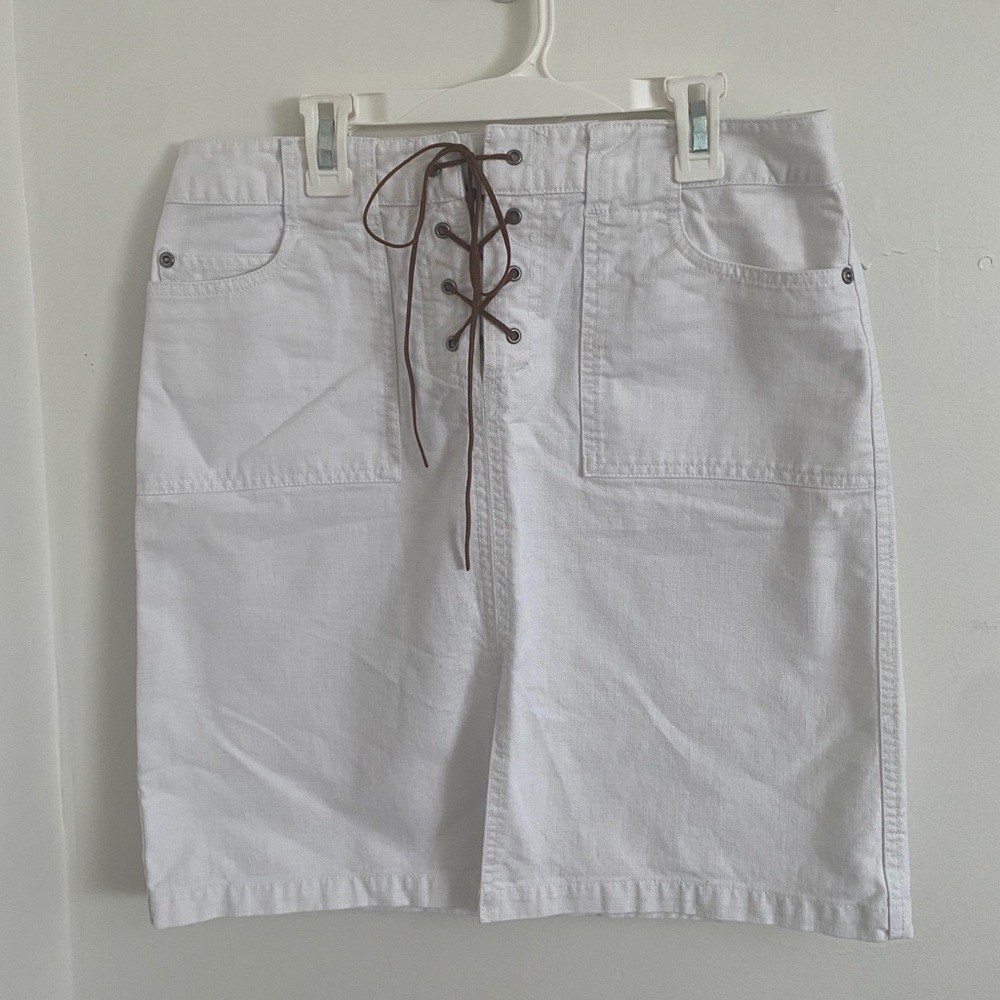 Faded Glory White Cargo Denim Mini Skirt Featuring Boho Lace Details Size 6